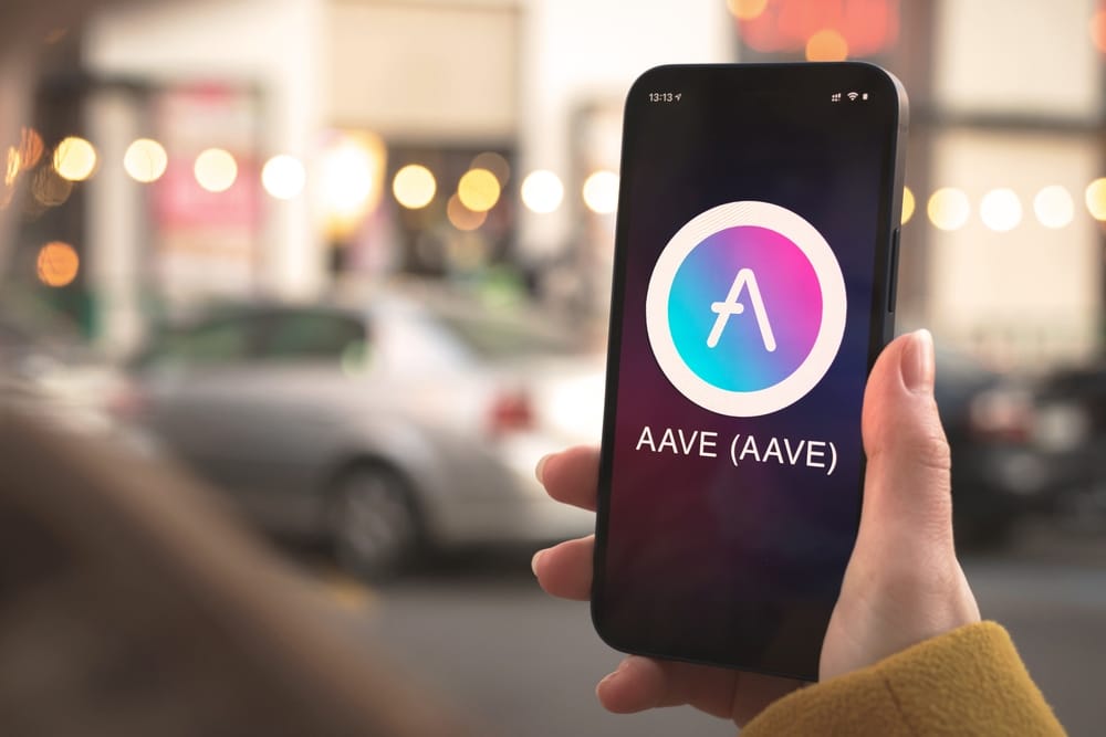 A Comprehensive Guide to Aave: Revolutionizing Decentralized Finance